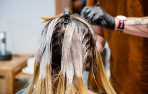 Balayage Brilliance: Discover the Art at El Arca Beauty Salon